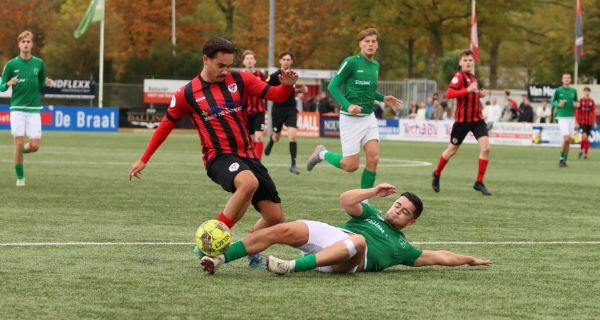 Groen-witten na strafschoppenserie door Terneuzen uitgeschakeld in districtsbeker